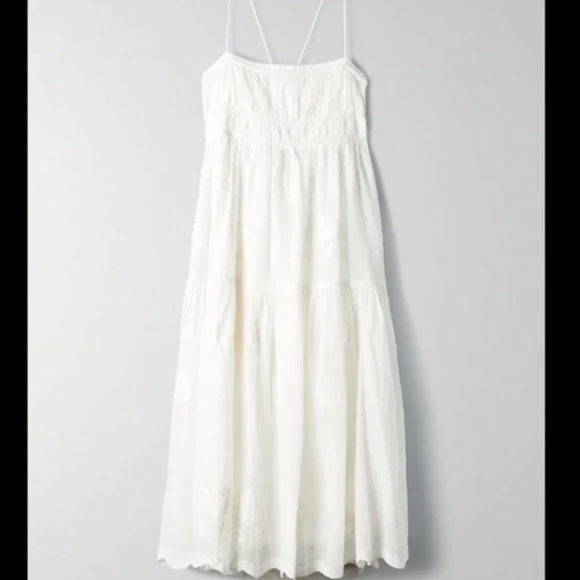 LOOKING FOR: Aritzia Vagabond Dress - Picture 2 of 3